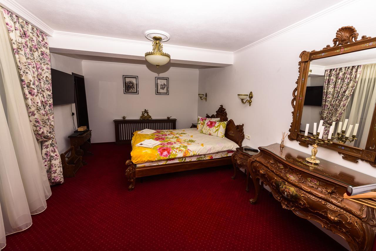Отель Casa Andrei Оршова Экстерьер фото