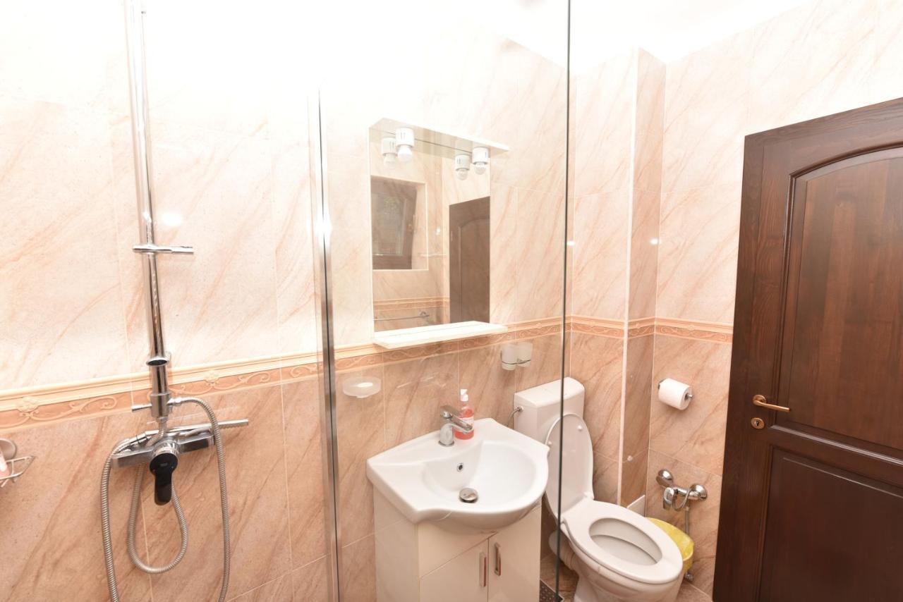 Отель Casa Andrei Оршова Экстерьер фото
