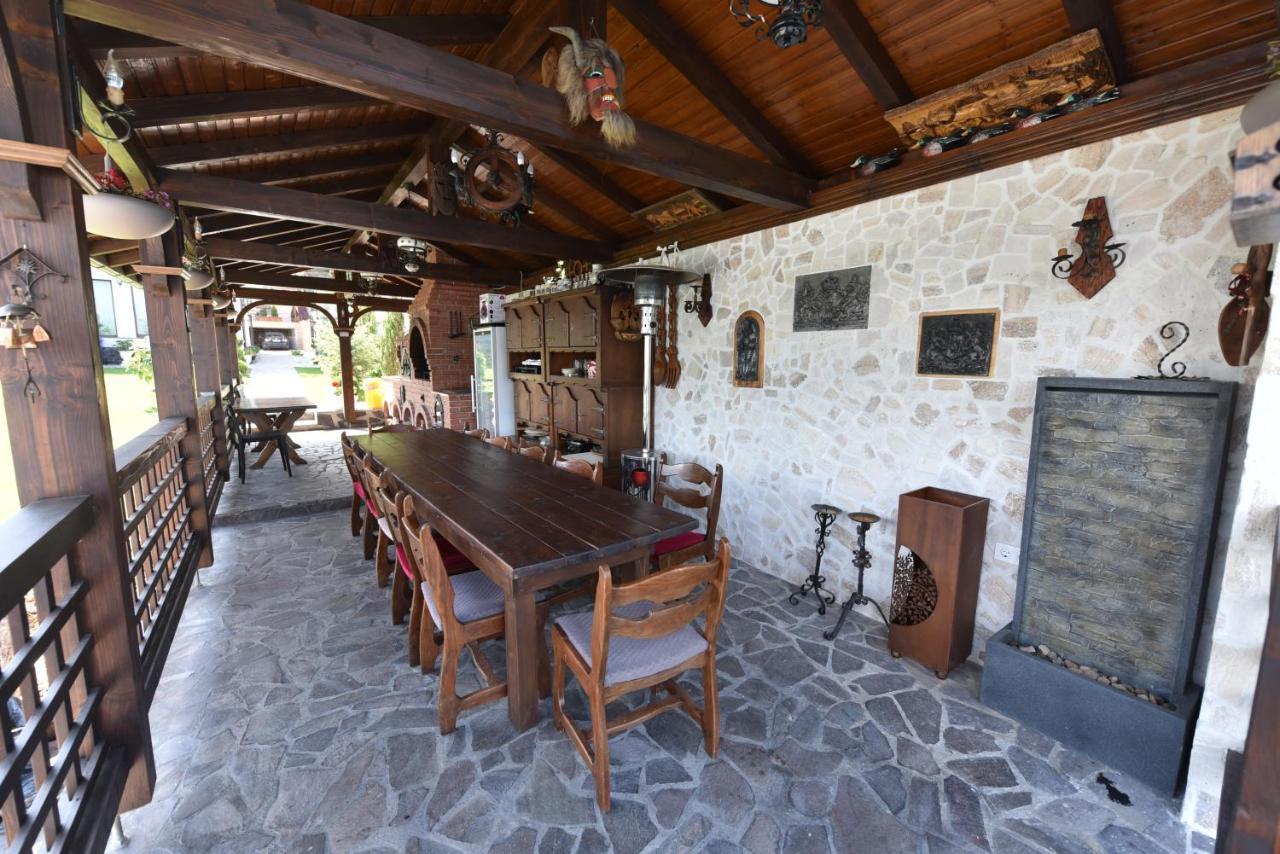 Отель Casa Andrei Оршова Экстерьер фото